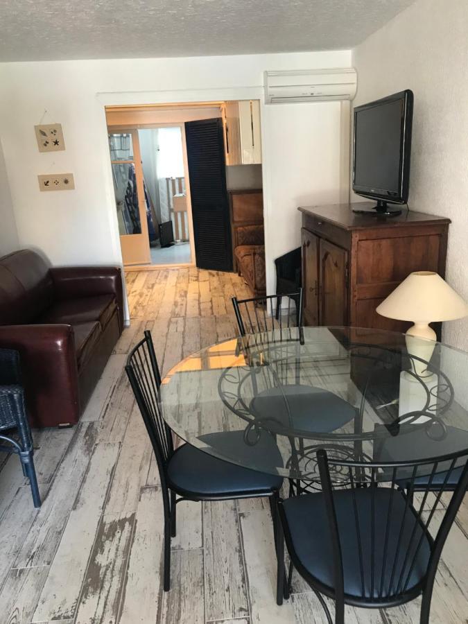 Marina Les Pieds Dans L Eau Apartment Le Barcarès Екстериор снимка