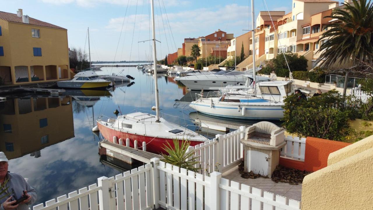 Marina Les Pieds Dans L Eau Apartment Le Barcarès Екстериор снимка