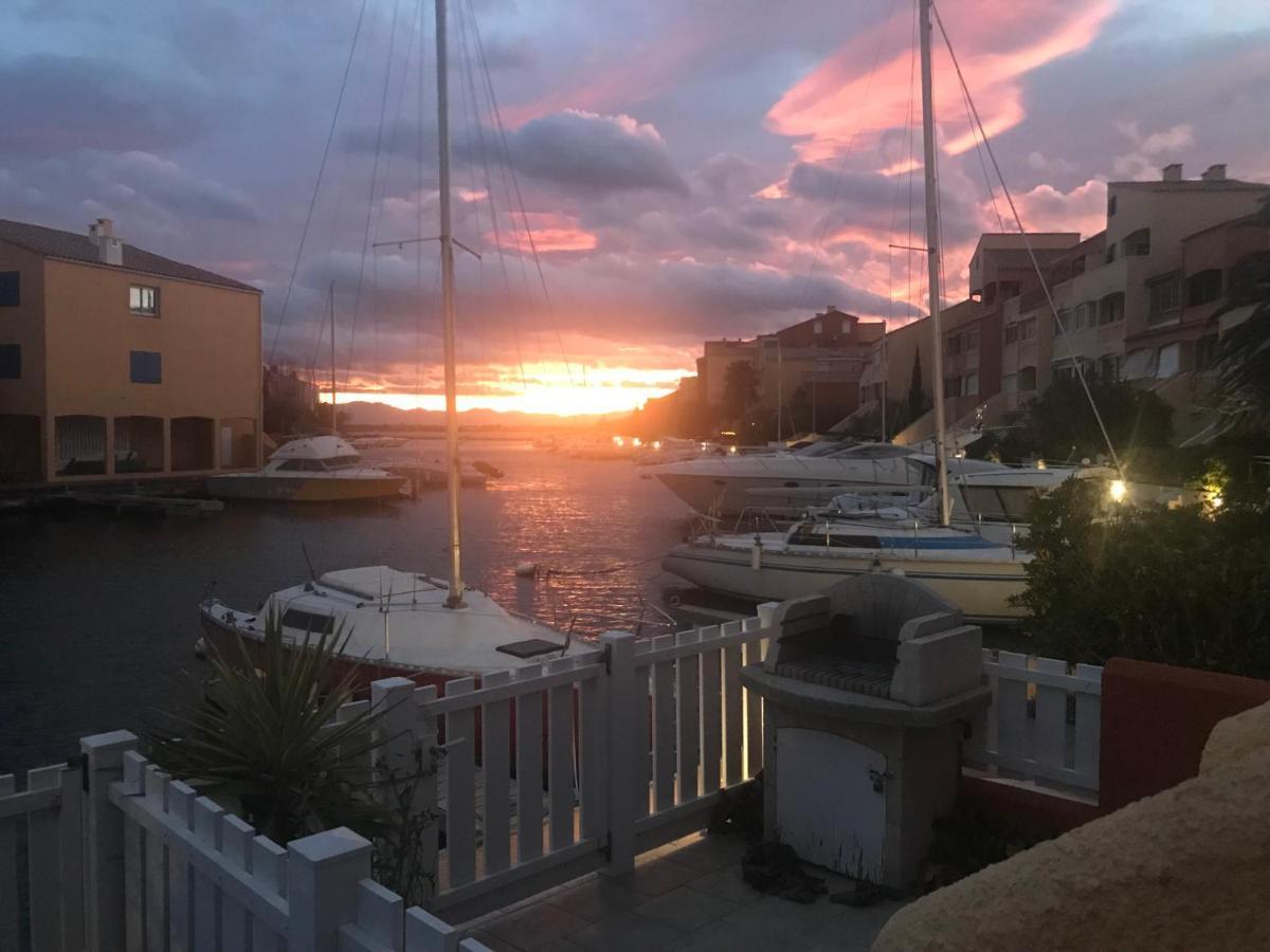 Marina Les Pieds Dans L Eau Apartment Le Barcarès Екстериор снимка